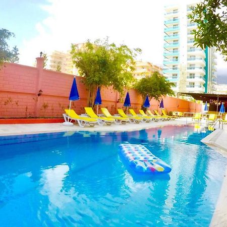 Flamingo Beach & Suite Mahmutlar Kültér fotó